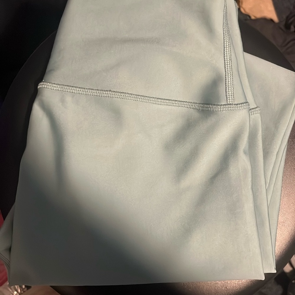 Alo Airlift Leggings